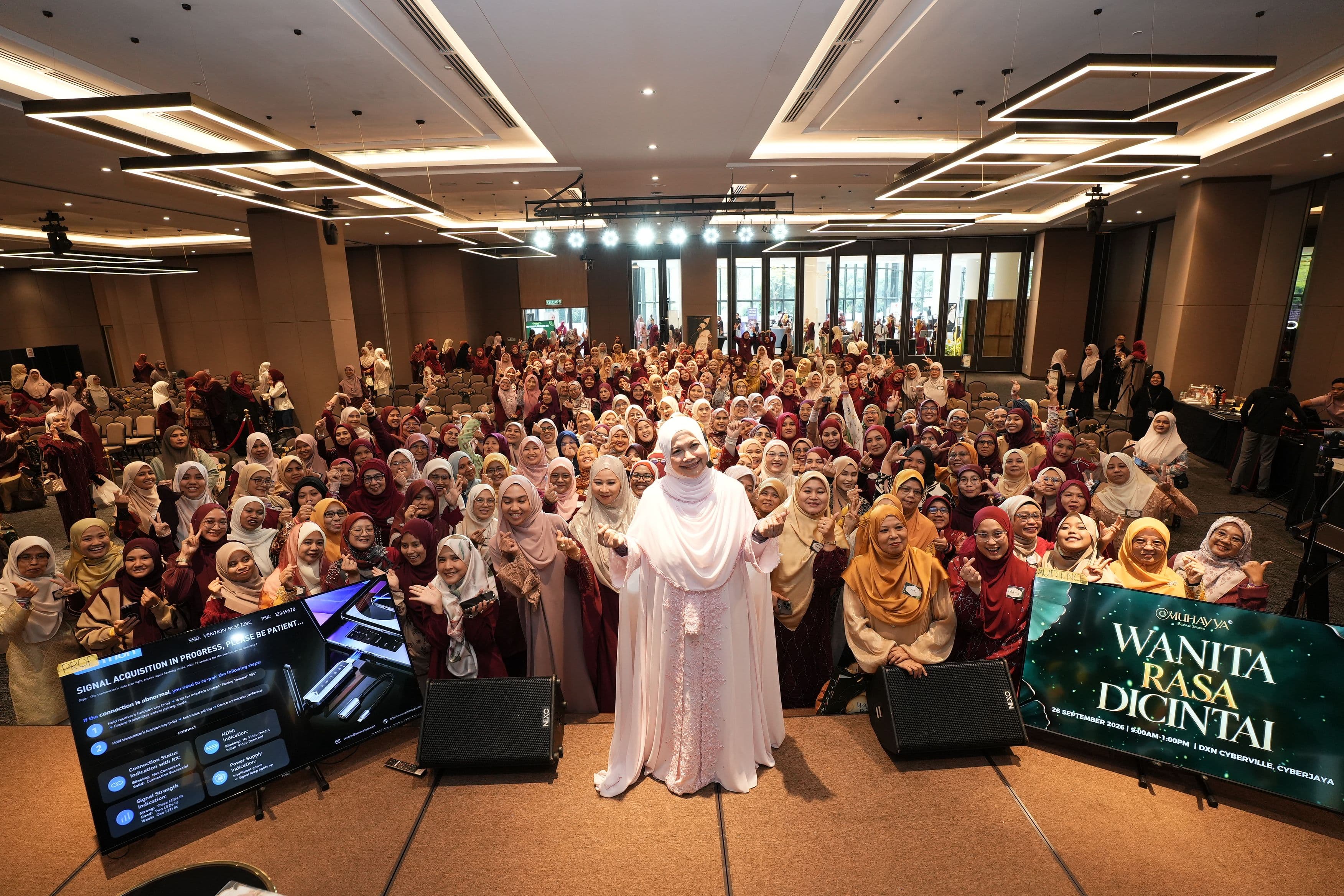 Bonda bersama peserta program Wanita Rasa Dicintai Summit 2026 