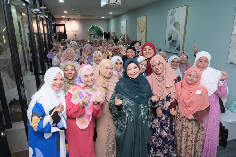 Wanita Dicintai 1.0
